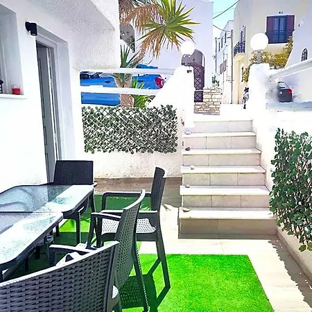 Naxos Enjoy 4*
